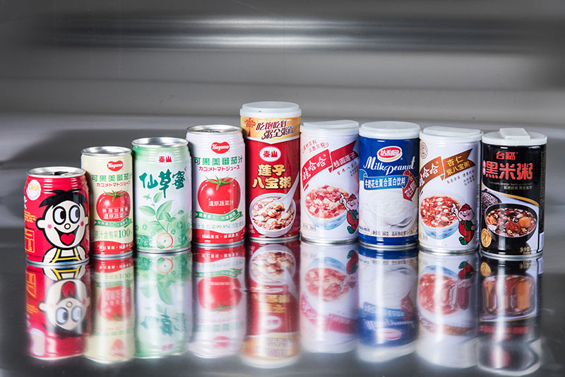 飲料罐